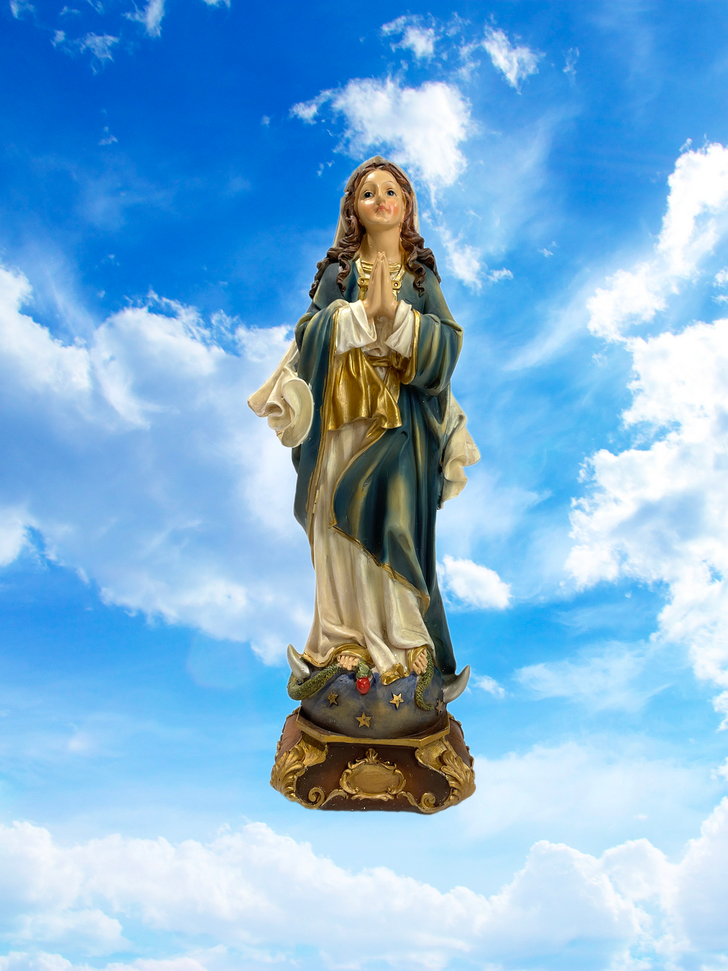 Holy Mary Praying Statue